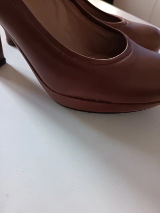 Zapatos Unisa piel marrón
