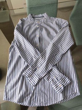 Camisa Rayas Azul y Blanca