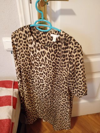 Vestido H&M Leopardo Manga Larga.