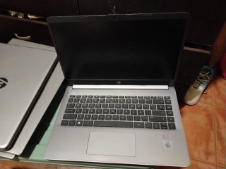 Portátil HP Plata desconozco si funciona