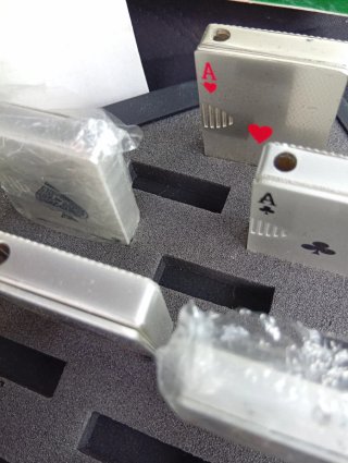 Accendini Assi da Gioco prezzo unitario
