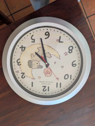 Reloj de pared decorativo