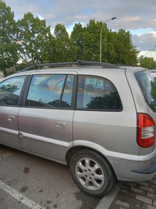 Opel Zafira 2004