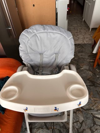 Trona de bebé PRECIO NEGOCIABLE