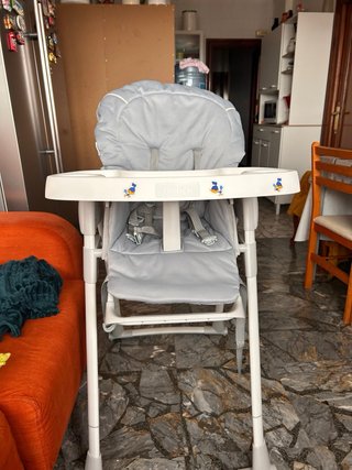 Trona de bebé PRECIO NEGOCIABLE