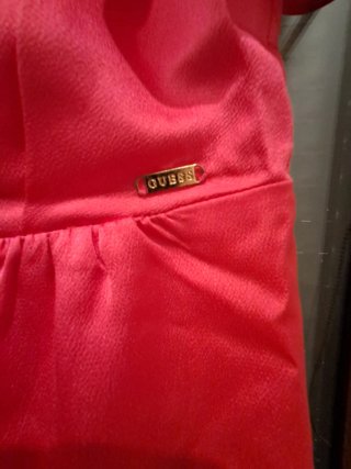 Vestido fiesta coral Guess