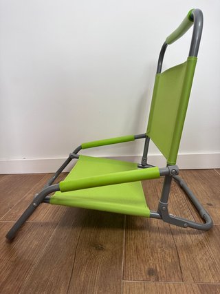 Silla de playa plegable verde y gris