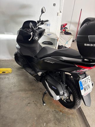 Honda PCX 125cc Negra Automática
