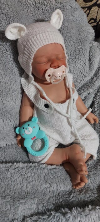Bebé reborn silicona platino 45-46cm niño