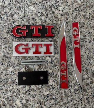 Pack Emblemas VW GTI Rojos nuevos