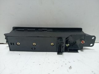 ELEVALUNAS DELANTERO IZQUIERDO A9065451013