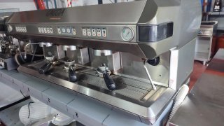 Cafetera Industrial Gaggia 3 Grupos KB200 2 mano