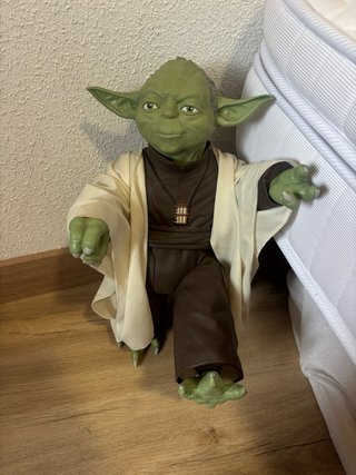 Figura Yoda articulado Star Wars tamaño grande