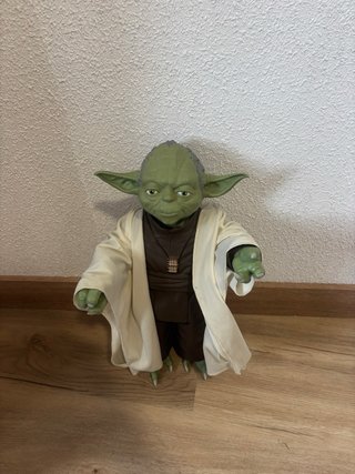 Figura Yoda articulado Star Wars tamaño grande
