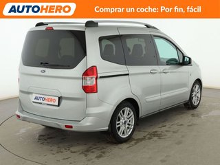 Ford Tourneo Courier 1.5 TDCi Titanium