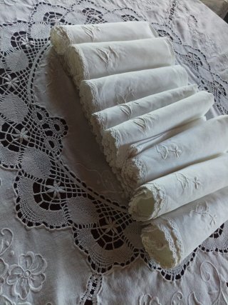 Tovaglia rotondo tombolo bianco
