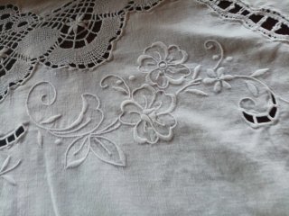 Tovaglia rotondo tombolo bianco