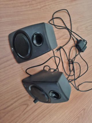 Pareja Altavoces Negros. 14cms altura