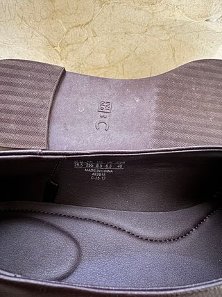 Uniqlo Zapatos Planos Marrones Talla 40