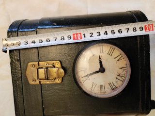 Caja joyero rústica con reloj