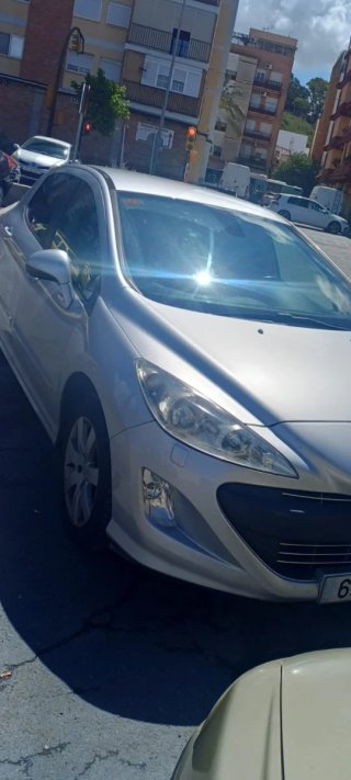 Peugeot 308 2011