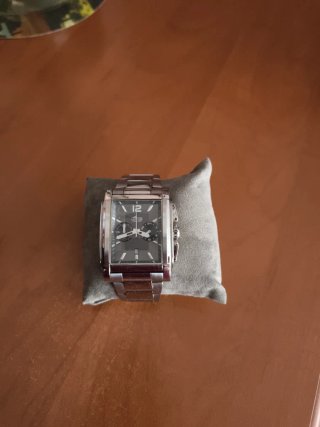Reloj bachelor y reloj lotus