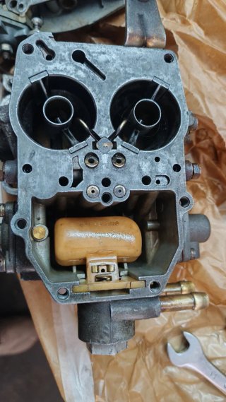 Carburador Pierburg para Ford V6