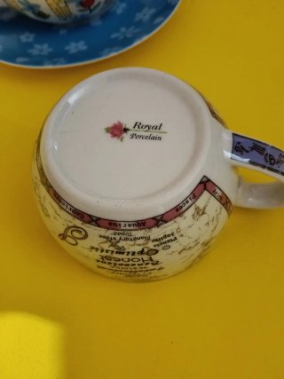 Set teiera con tazza in ceramica