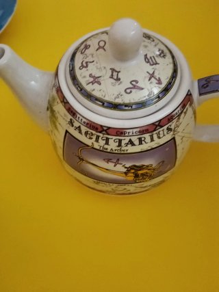 Set teiera con tazza in ceramica