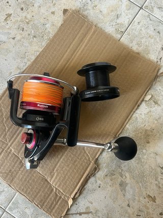 Carrete de pesca SPINNIT