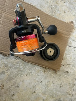 Carrete de pesca SPINNIT