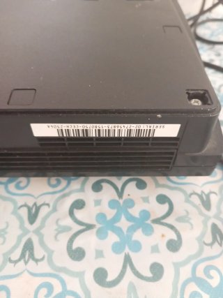 Consola Playstation 3 Slim + 2 Mandos