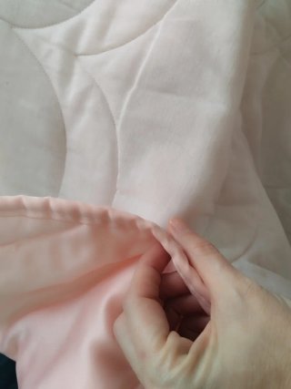 Colcha y cojín vintage rosa palo cama 135