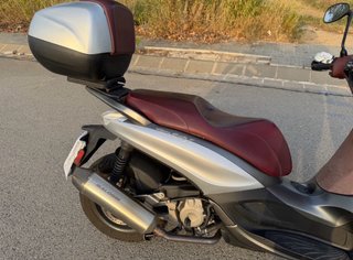 Piaggio Beverly 350 Sport Touring