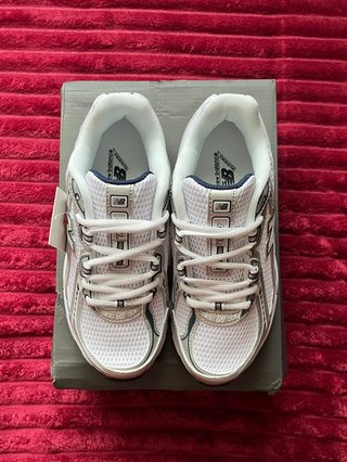 New Balance 740 Mujer Blancas y Azules