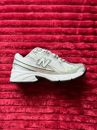 New Balance 740 Mujer Blancas y Azules