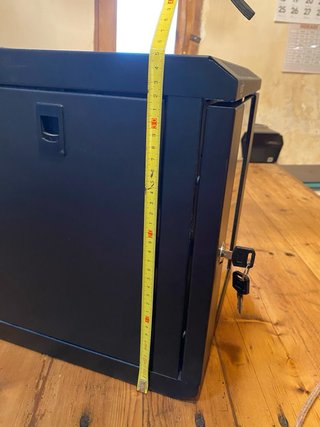 Switch poE+ y rack para instalación Voz/Datos