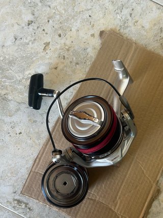 Carrete de pesca DIWA KCN10000