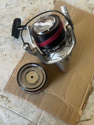 Carrete de pesca DIWA KCN10000