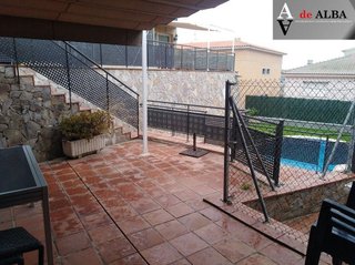 Casa pareada en venta en Sant Andreu de la Barca