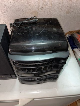 Mini componente Elakita con altavoces