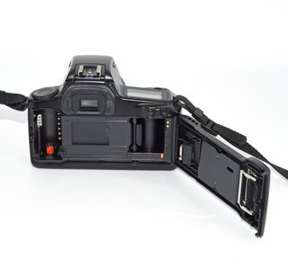 Canon EOS 1000F + Obiettivo EF 35-80mm