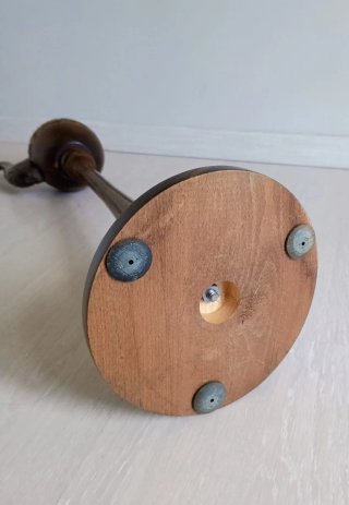 Grande posacenere in legno intagliato