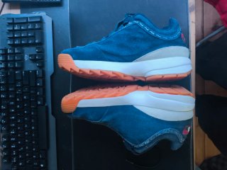 Zapatillas Fila Azules y Naranja