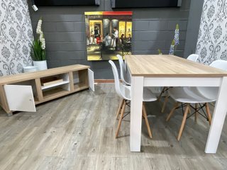 Mesa comedor + 4 sillas + mueble TV