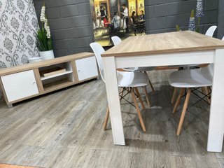 Mesa comedor + 4 sillas + mueble TV