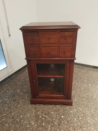 Mueble TV madera con vitrina