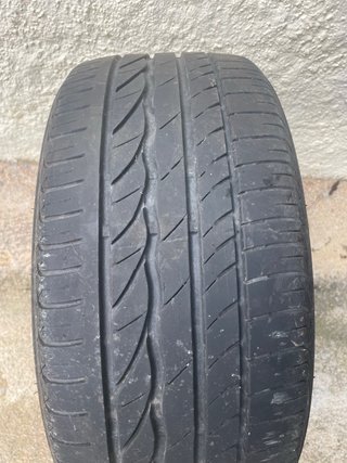 Neumático Bridgestone Turanza 225/45 R17