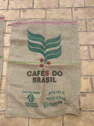 Lote 2 sacos de café Cafés do Brasil