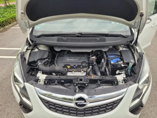 Opel Zafira Tourer 2014 opc